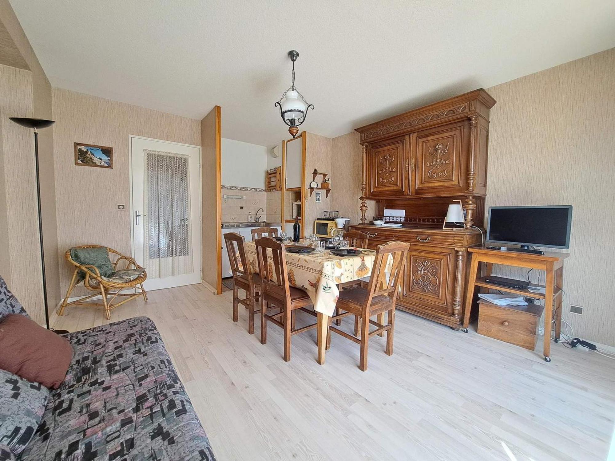 T2 Centre Barcelonnette Avec Garage, Terrasse Et Parc Prive - Fr-1-165A-101 Apartment Ngoại thất bức ảnh